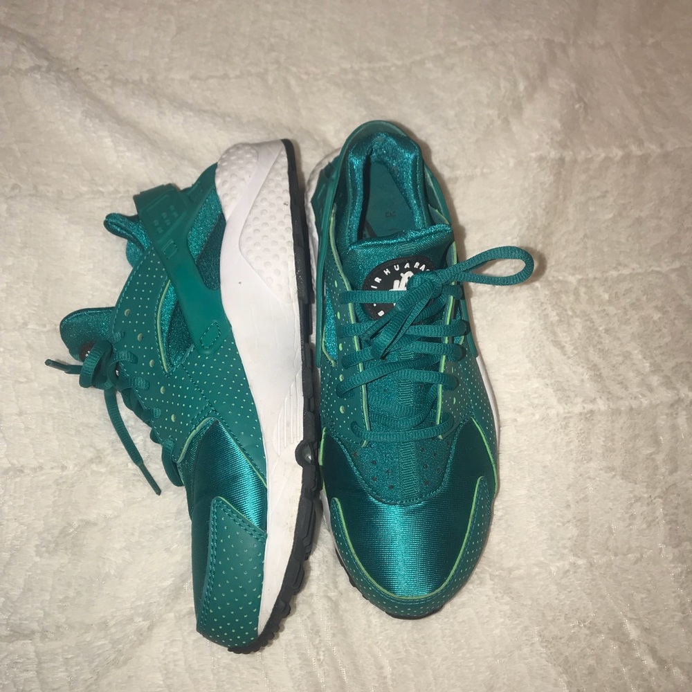 Nike Air Huaraches Wmns